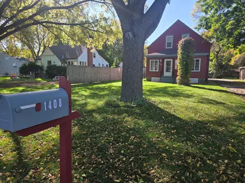 Exterior - 1408 6th St SW, Willmar, MN 56201 photo 11 of 11