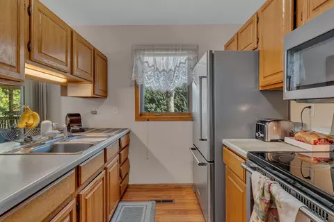Kitchen - 601 25th St SE, Willmar, MN 56201 photo 2 of 3