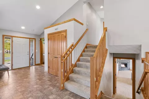 Entry Way - 14880 Brenner Ct, Rosemount, MN 55068 photo 2 of 3