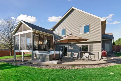 Exterior - 14880 Brenner Ct, Rosemount, MN 55068 photo 6 of 8