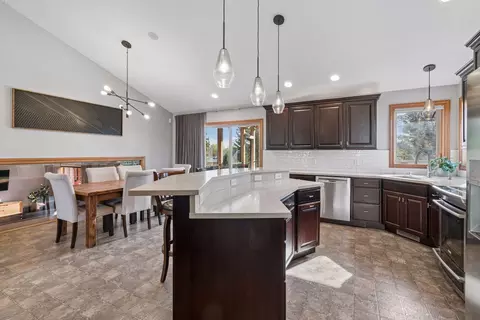 Kitchen - 14880 Brenner Ct, Rosemount, MN 55068 photo 4 of 6