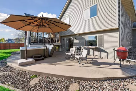 Exterior - 14880 Brenner Ct, Rosemount, MN 55068 photo 7 of 8