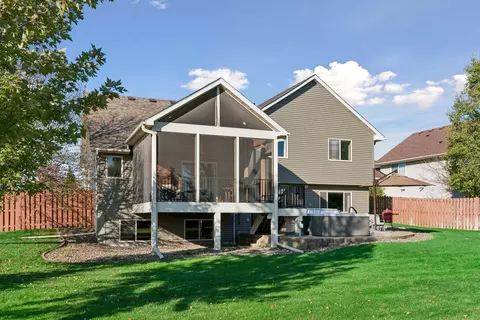 Exterior - 14880 Brenner Ct, Rosemount, MN 55068 photo 4 of 8