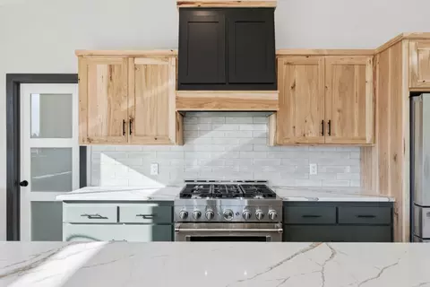 Kitchen - 22030 Edison St NE, Cedar, MN 55011 photo 3 of 4