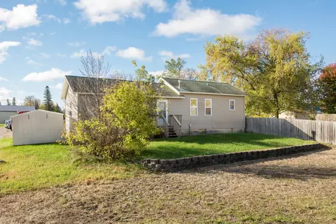 Exterior - 150 Union Ave W, Nelson, MN 56355 photo 1 of 3