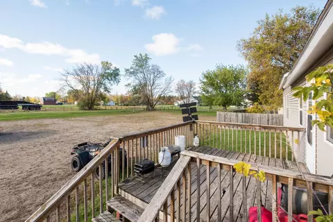 Exterior - 150 Union Ave W, Nelson, MN 56355 photo 2 of 3