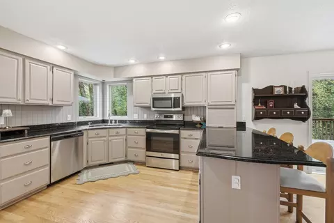 Kitchen - 12846 Hialeah Path, Apple Valley, MN 55124 photo 2 of 5