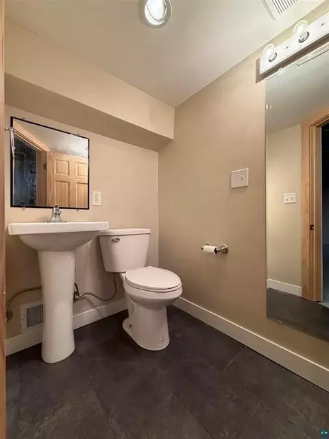 Bath - 3105 W 3rd St, Duluth, MN 55806 photo 3 of 3