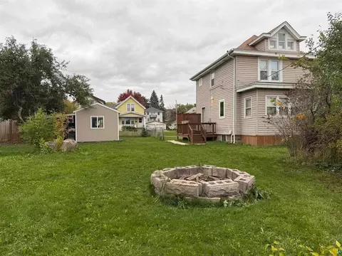 Exterior - 3105 W 3rd St, Duluth, MN 55806 photo 6 of 9