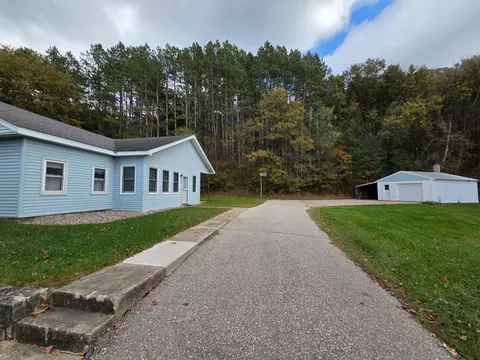 805 E Pine St, Rushford, MN 55971 photo 11