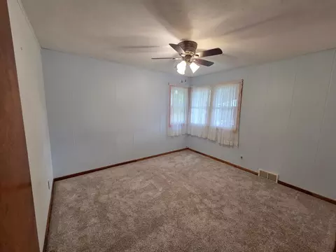 805 E Pine St, Rushford, MN 55971 photo 18
