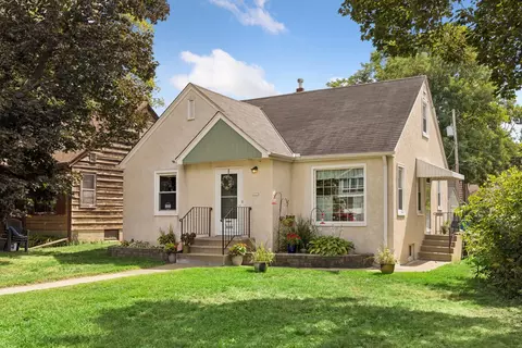 3423 Parkview Blvd, Robbinsdale, MN 55422