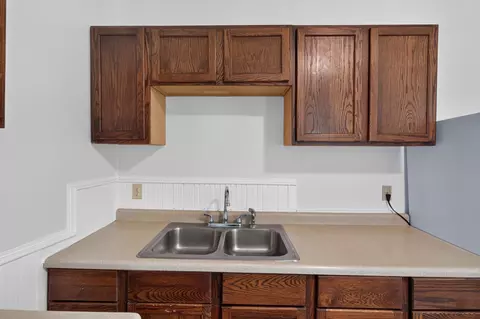 Kitchen - 320 Augusta Ave, Willmar, MN 56201 photo 3 of 5
