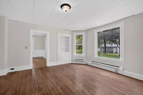 Living - 320 Augusta Ave, Willmar, MN 56201 photo 3 of 6