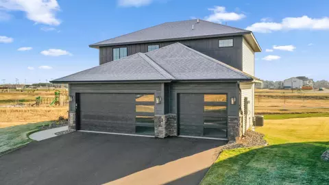 15781 Aquila Ave, Savage, MN 55378