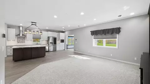 Living - 206 Ore Be Gone Ct, Gilbert, MN 55741 photo 2 of 6