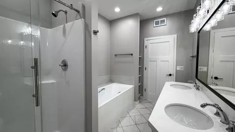 Bath - 206 Ore Be Gone Ct, Gilbert, MN 55741 photo 1 of 3