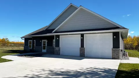 Exterior - 206 Ore Be Gone Ct, Gilbert, MN 55741 photo 4 of 9