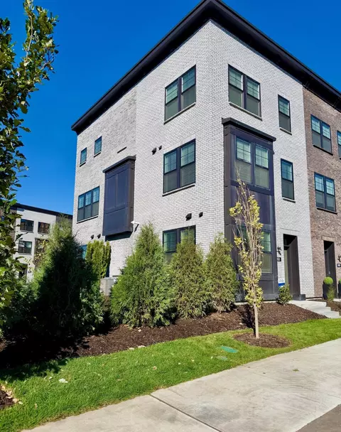 851 Mount Curv, Saint Paul, MN 55116