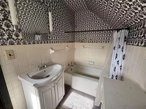 Bath - 1111 3rd Ave S, Wheaton, MN 56296 photo 3 of 3