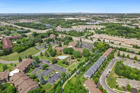 View/Area - 3420 Golfview Dr #123, Eagan, MN 55123 photo 7 of 14