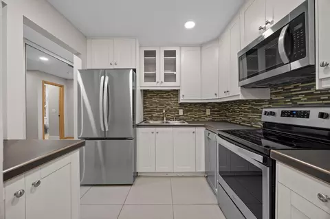 Kitchen - 3420 Golfview Dr #123, Eagan, MN 55123 photo 1 of 5