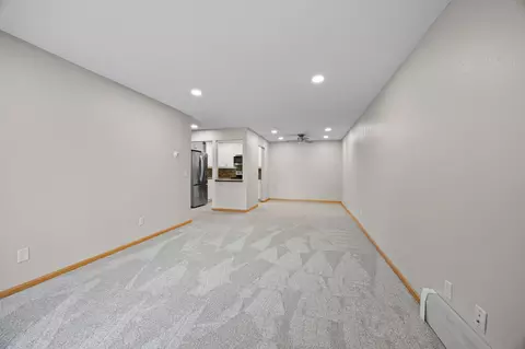 Living - 3420 Golfview Dr #123, Eagan, MN 55123 photo 5 of 8