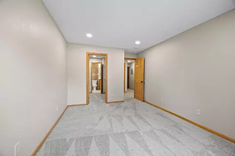 Bedroom - 3420 Golfview Dr #123, Eagan, MN 55123 photo 6 of 11