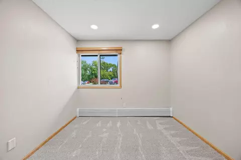 Bedroom - 3420 Golfview Dr #123, Eagan, MN 55123 photo 8 of 11