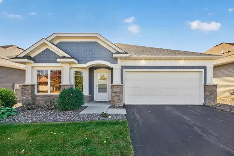 13650 Crownline Dr NE, Prior Lake, MN 55372