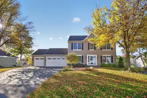 8690 W 176th St W, Lakeville, MN 55044