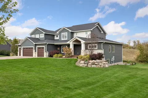 4580 204th St E, Prior Lake, MN 55372
