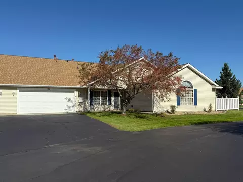 2930 Century Ct NE, Rochester, MN 55906