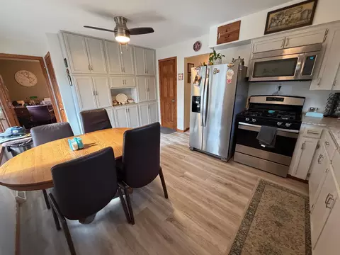 Kitchen - 22601 770th Ave, Albert Lea, MN 56007 photo 1 of 2