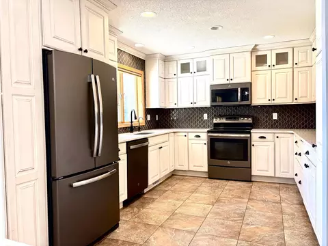 Kitchen - 607 Deschepper St, Marshall, MN 56258 photo 3 of 3