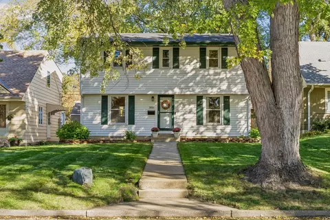 3816 Abbott Ave N, Robbinsdale, MN 55422