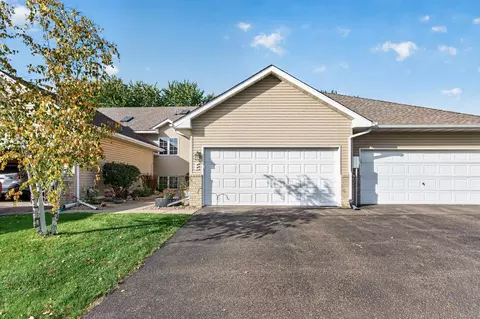 10645 44th Ave N #E, Plymouth, MN 55442