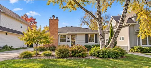 5820 Fairfax Ave, Edina, MN 55424