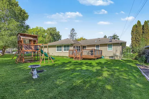 410 Thompson Ave E, West Saint Paul, MN 55118