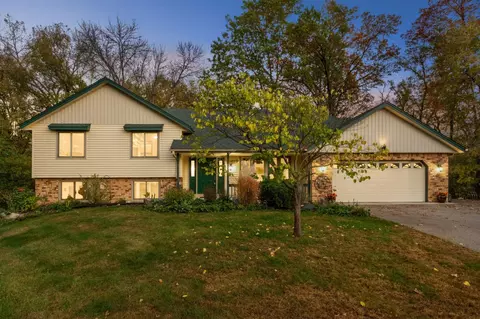 14884 Tealwood Ct, Eden Prairie, MN 55347