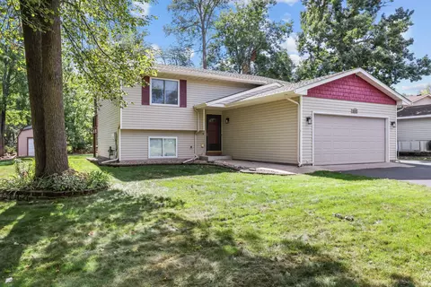 Exterior - 1832 Center St, Centerville, MN 55038 photo 5 of 27