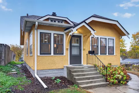 2100 Sheridan Ave N, Minneapolis, MN 55411