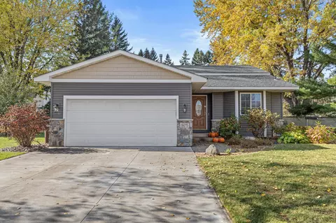 19275 Eureka Ave W, Farmington, MN 55024