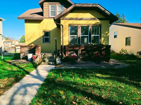 3934 Vera Cruz Ave N, Robbinsdale, MN 55422