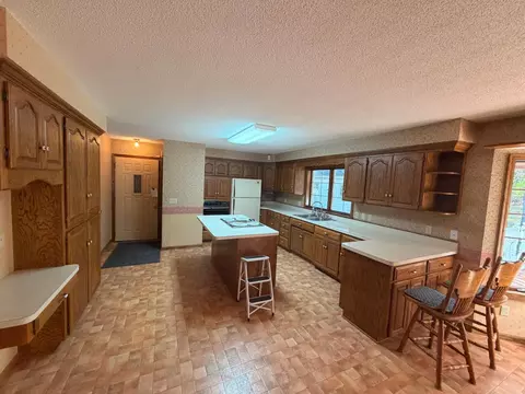 Kitchen - 139 Belle Rae Cir, Brainerd, MN 56401 photo 1 of 2