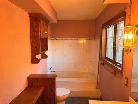 Bath - 139 Belle Rae Cir, Brainerd, MN 56401 photo 2 of 3