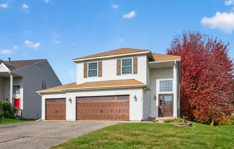 8361 Savanna Oaks Ln, Woodbury, MN 55125
