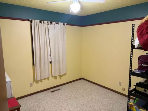 Bedroom - 411 Thomas Hill Rd, Jackson, MN 56143 photo 3 of 3