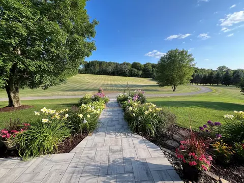 Exterior - 7526 Turner Rd, Independence, MN 55359 photo 2 of 15
