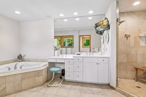 Bath - 7526 Turner Rd, Independence, MN 55359 photo 1 of 3